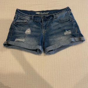 2 PAIRS Old Navy Boyfriend Short bundle EUC size 2